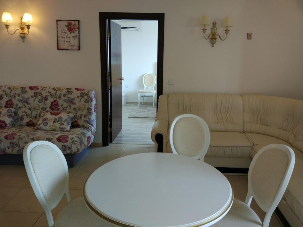 Sirena Apartment Светий Влас Номер фото